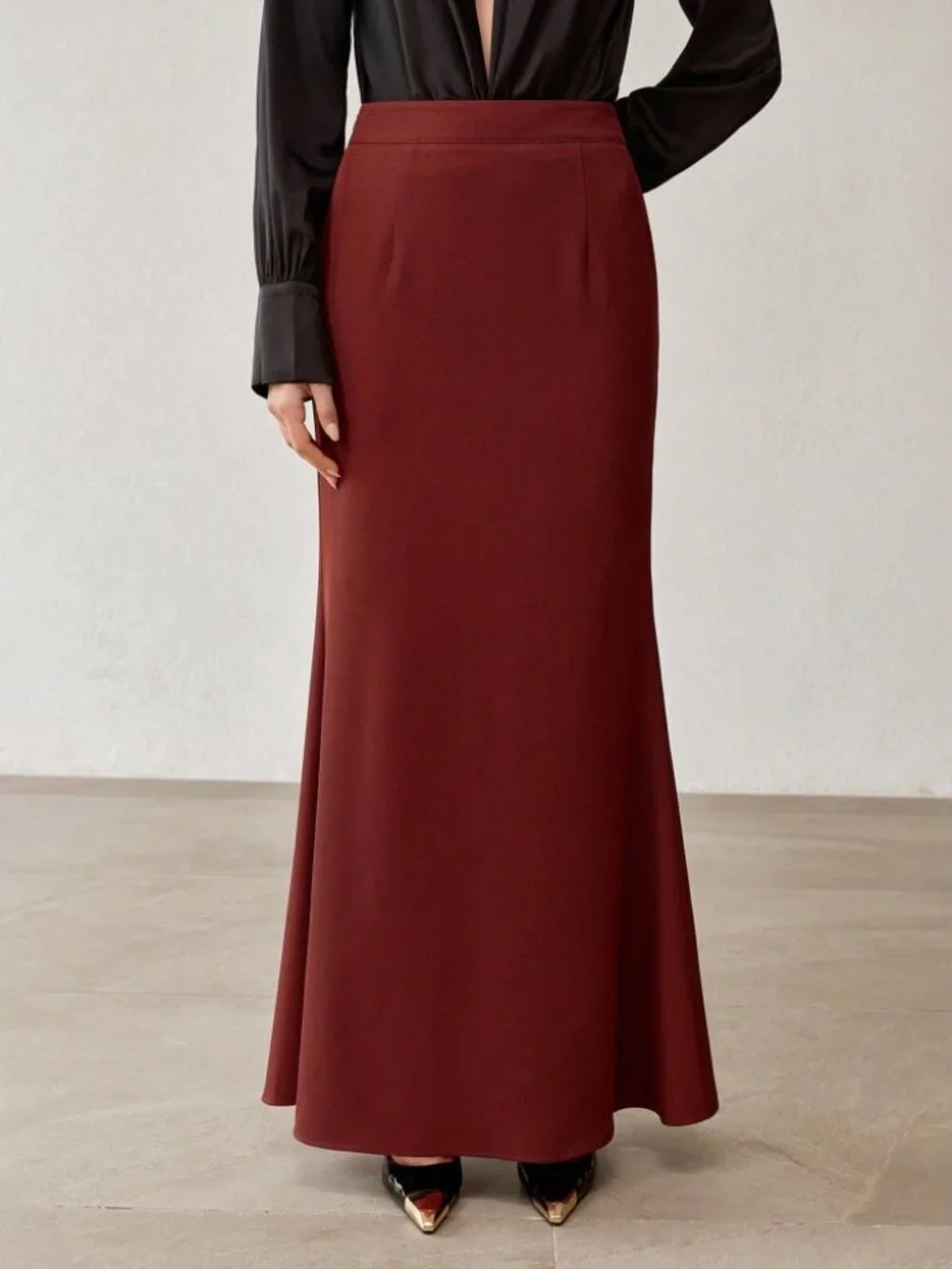Burgundy Maxi Skirt with High Waist Fit-and-Flare Silhouette